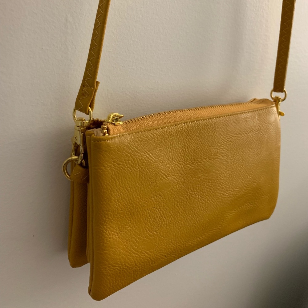 Small crossbody purse